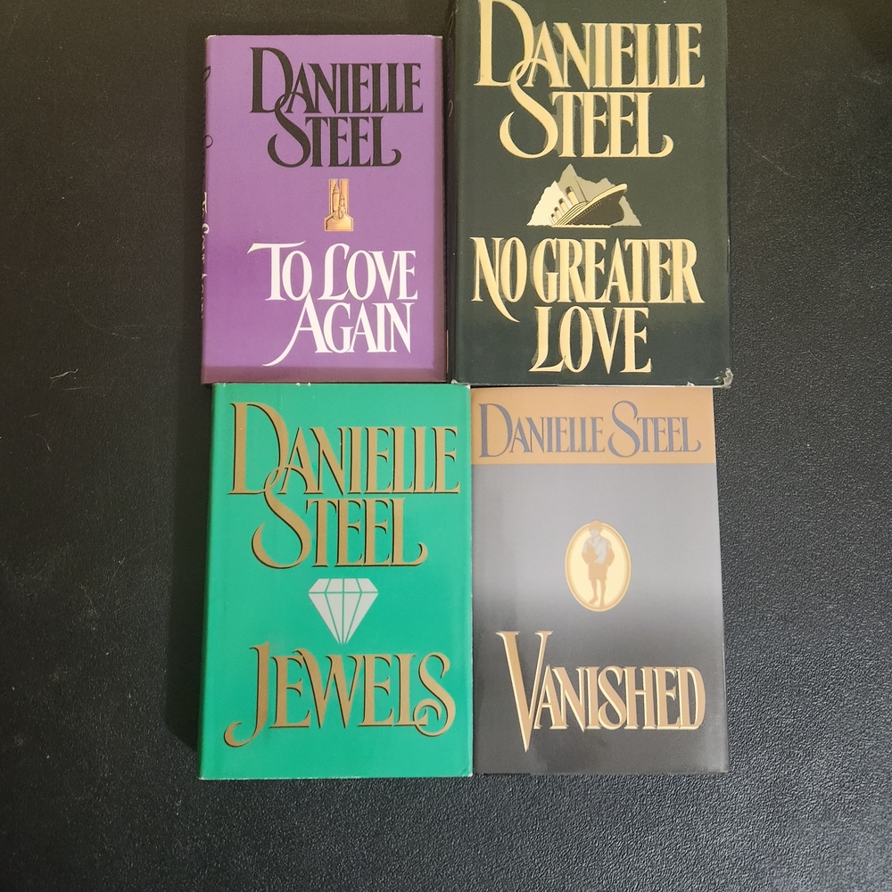 Danielle Steel Book Set - Hardcover